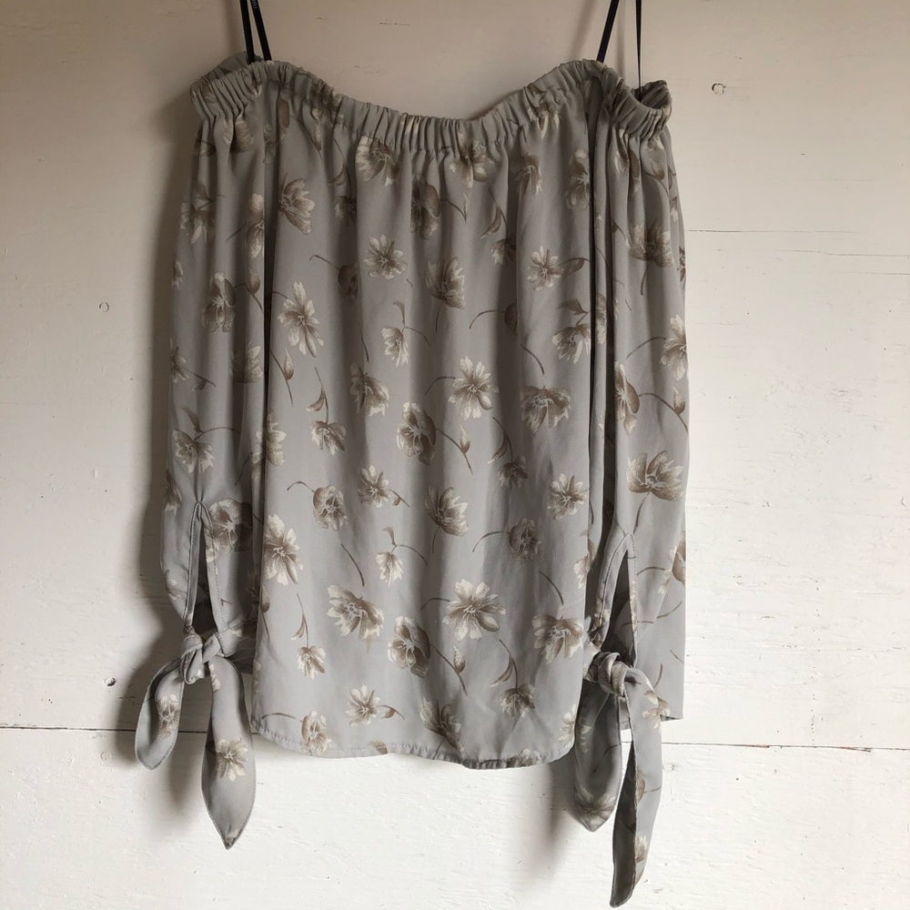 🌻Off the shoulder top forever 21